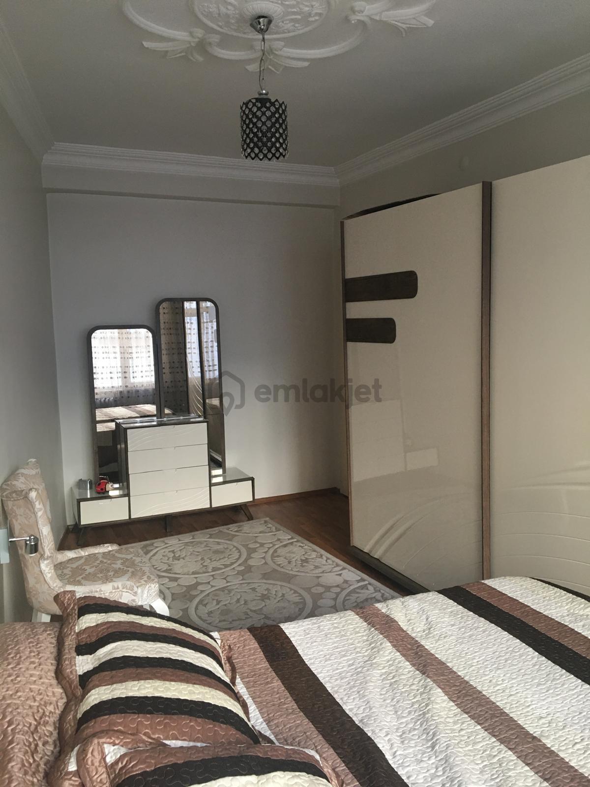 İhsaniye De Bakımlı 4+1 Arakat Daire - 13