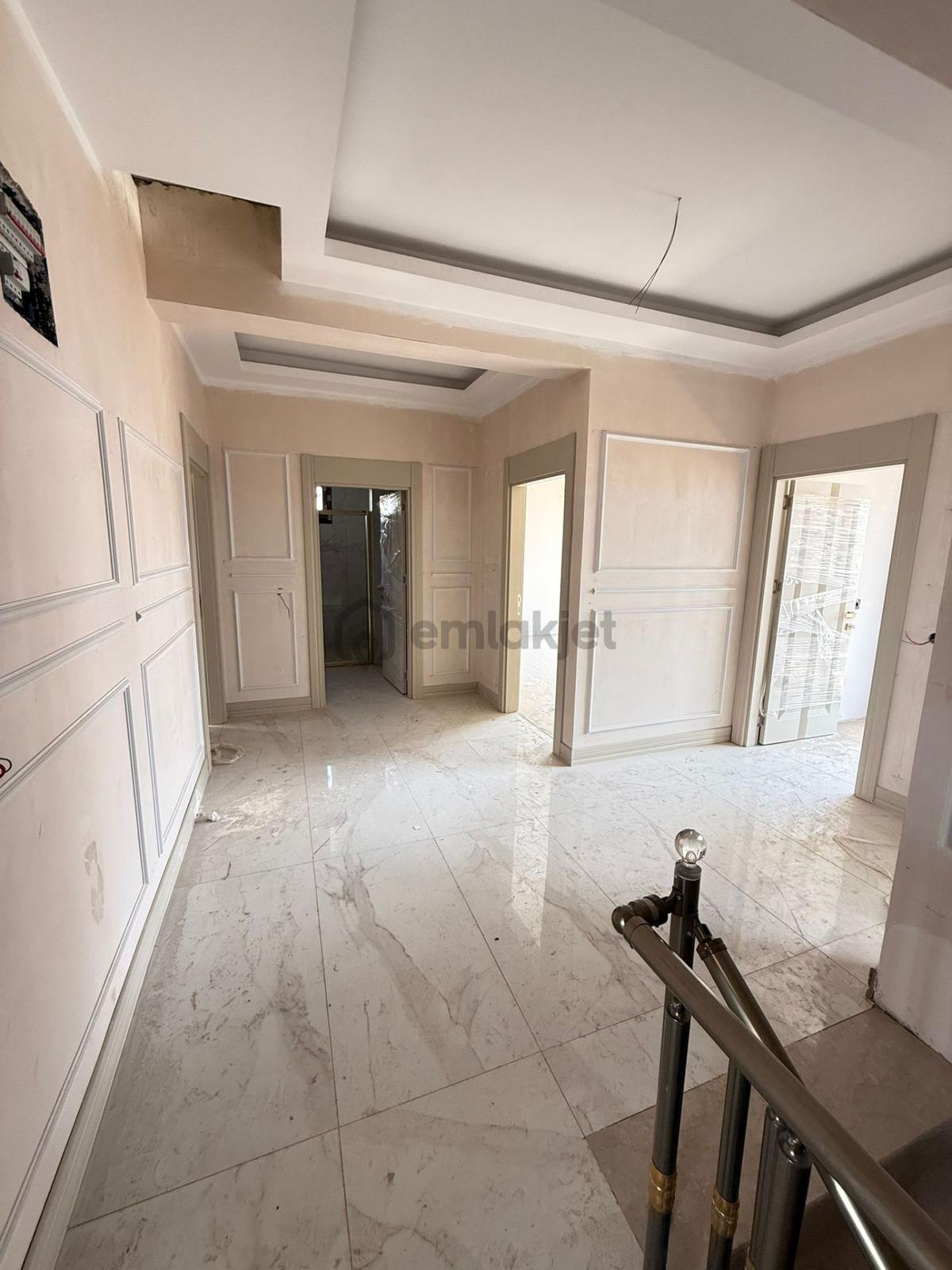 Kent Orman Arkası Satılık 5.5+1 Villa - 2