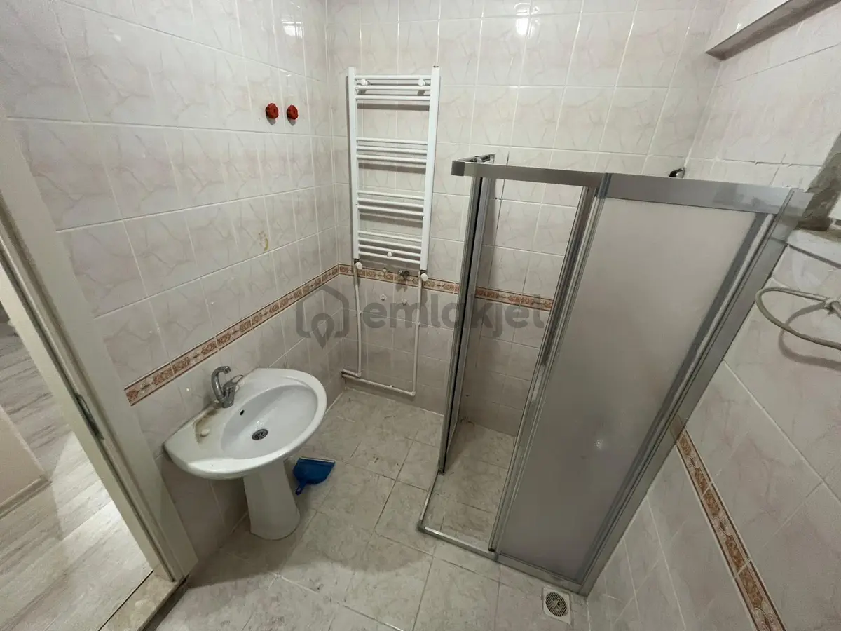Akçay Köşemden Denize Yürüme Mesafesinde Daire - 13