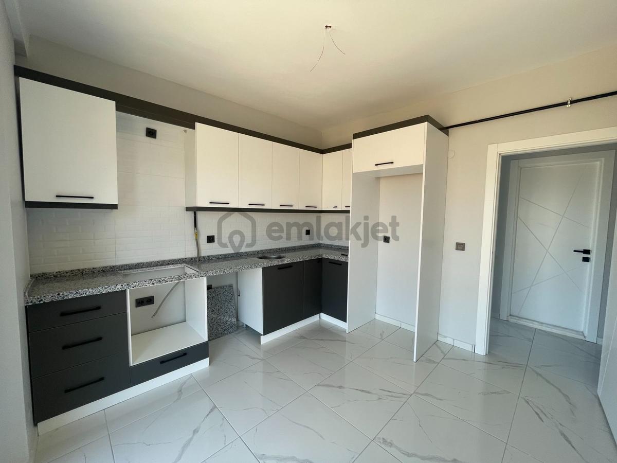 2 Bloklu Site İçerisinde Sıfır 4.5+1 Dubleks Daire - 14