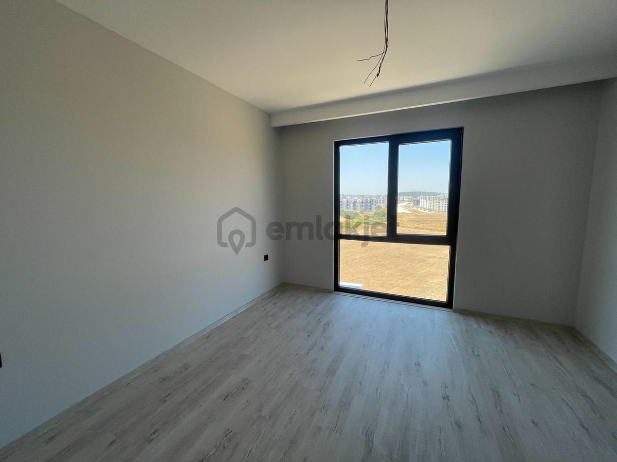 2 Bloklu Site İçerisinde Sıfır 4.5+1 Dubleks Daire - 27