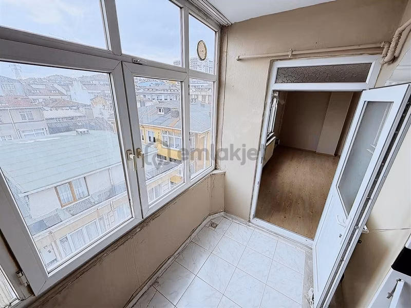 Küçükçekmece Halkalı Tek Daire Üzeri Bina 100m2 2+1 Güney Cephe - 15