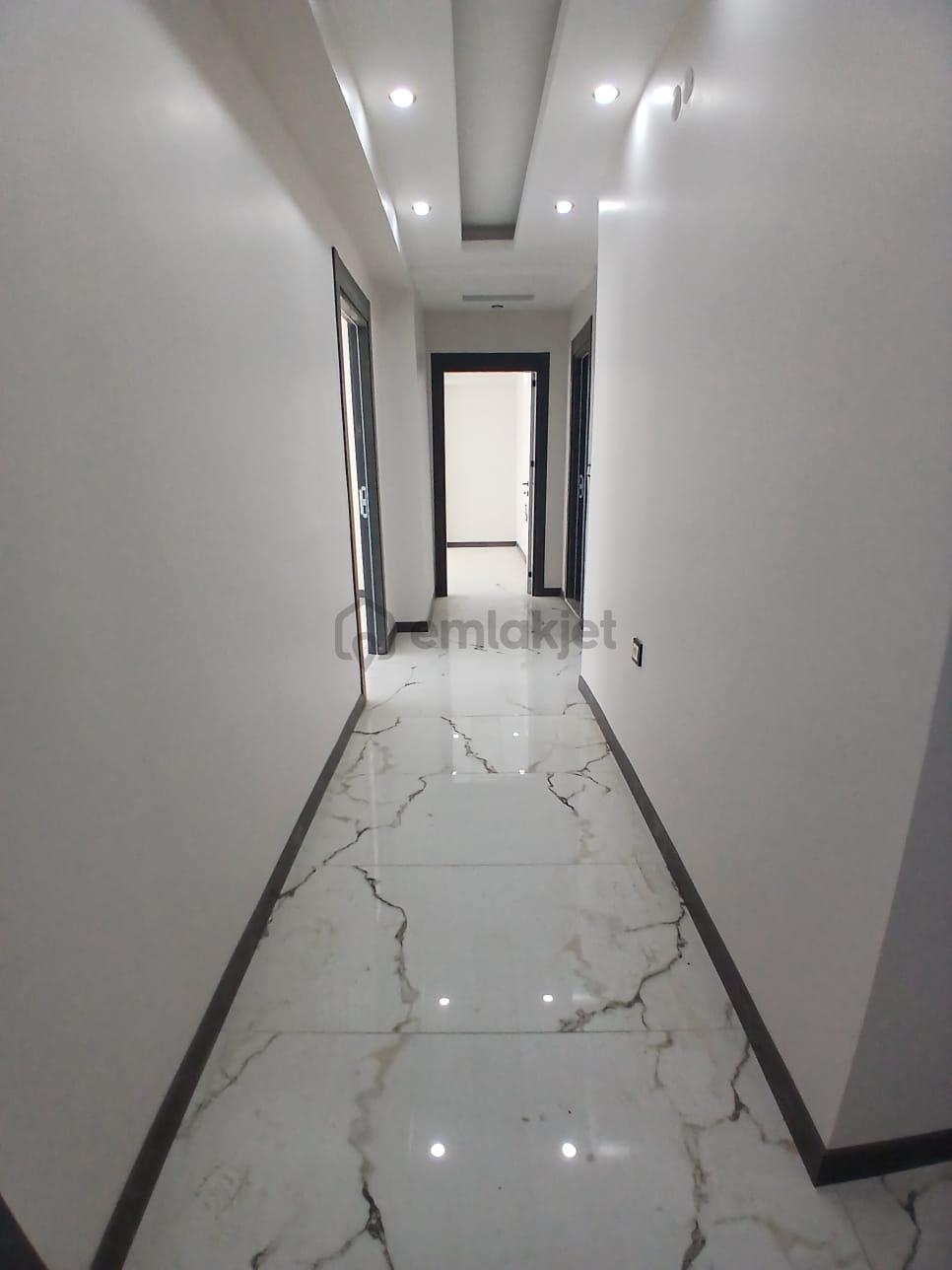 Çamlıca Mahallesinde Satılık Ultra Lüks 2+1 Daire - 8