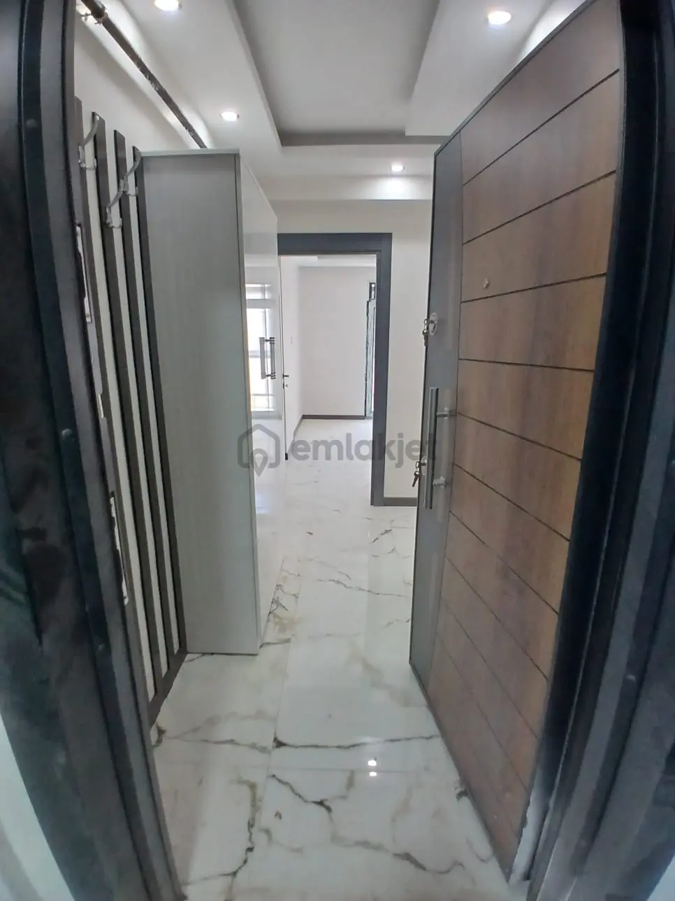 Çamlıca Mahallesinde Satılık Ultra Lüks 2+1 Daire - 10