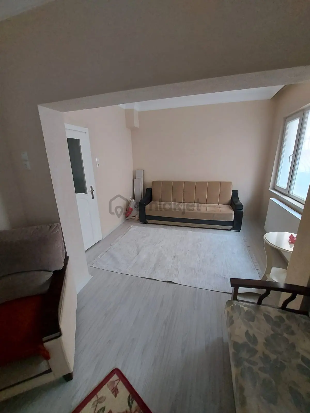 Eski Pzar Caddesinde 1+1 Full Eşyalı Satılık Daire - 7