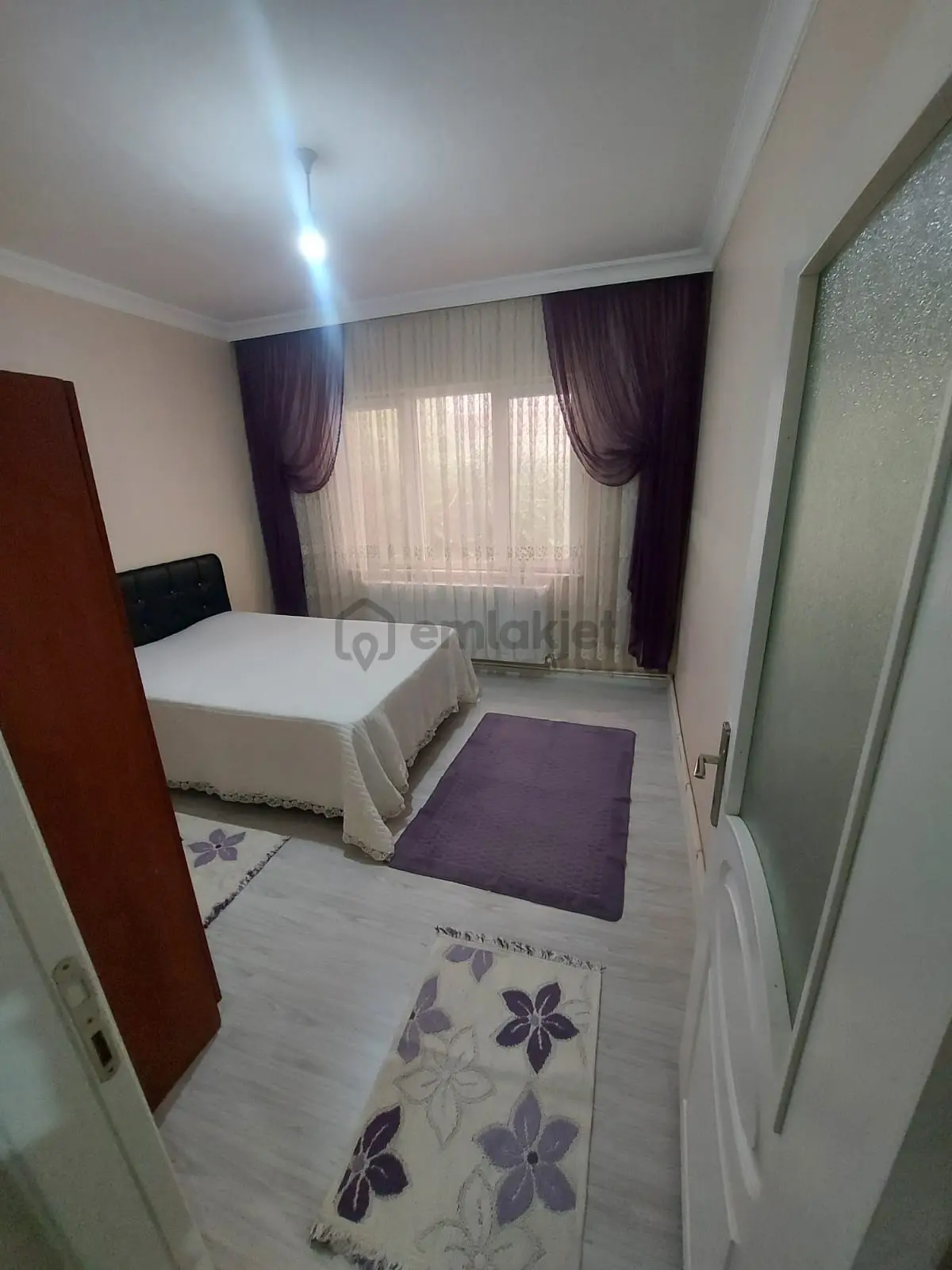 Eski Pzar Caddesinde 1+1 Full Eşyalı Satılık Daire - 8