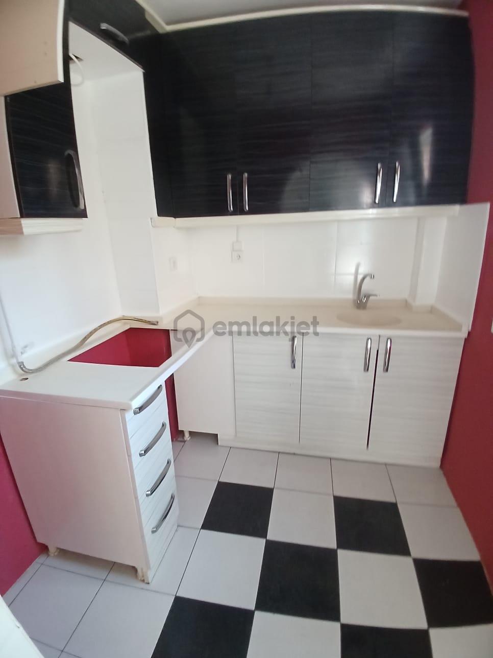 Nalbantoğlunda Arakat Bakımlı Satılık Daire - 9