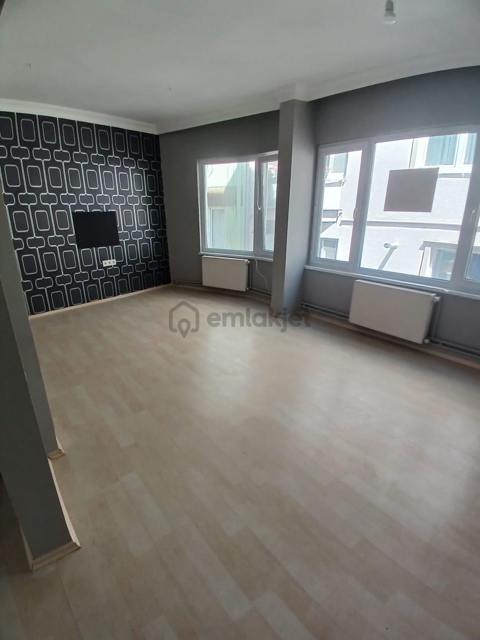 Nalbantoğlunda Arakat Bakımlı Satılık Daire - 2