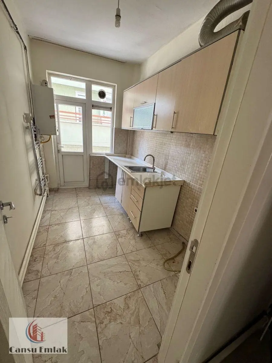 Bahçelide 4+1 Köşe 1.kat Kombili 49000 Bin Tl Cansudan - 13