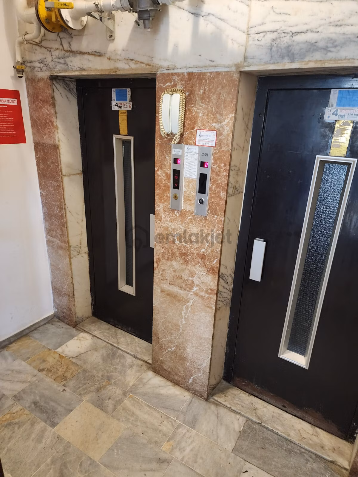Önü Açık Deniz Manzaralı Arakat Site İçi - 18