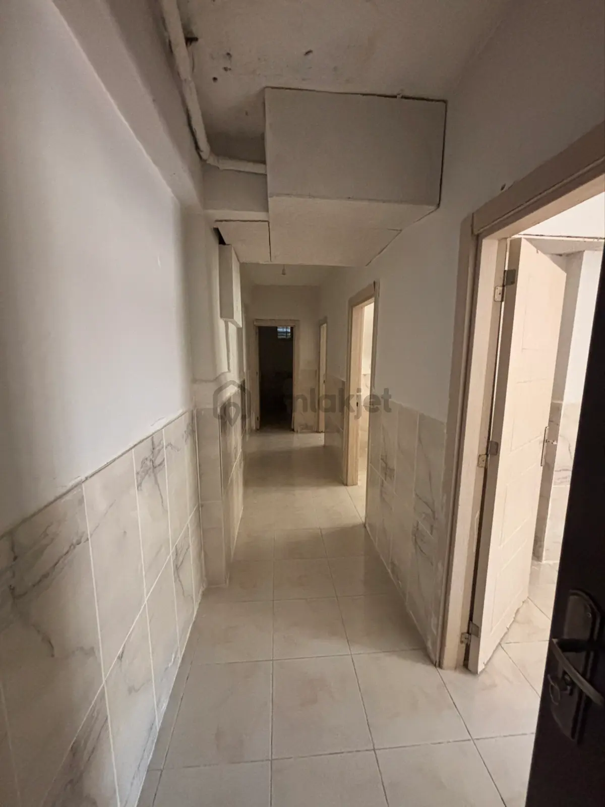 İlke Emlaktan Kiralık 2+0 Giriş Katkiralık Daire - 12