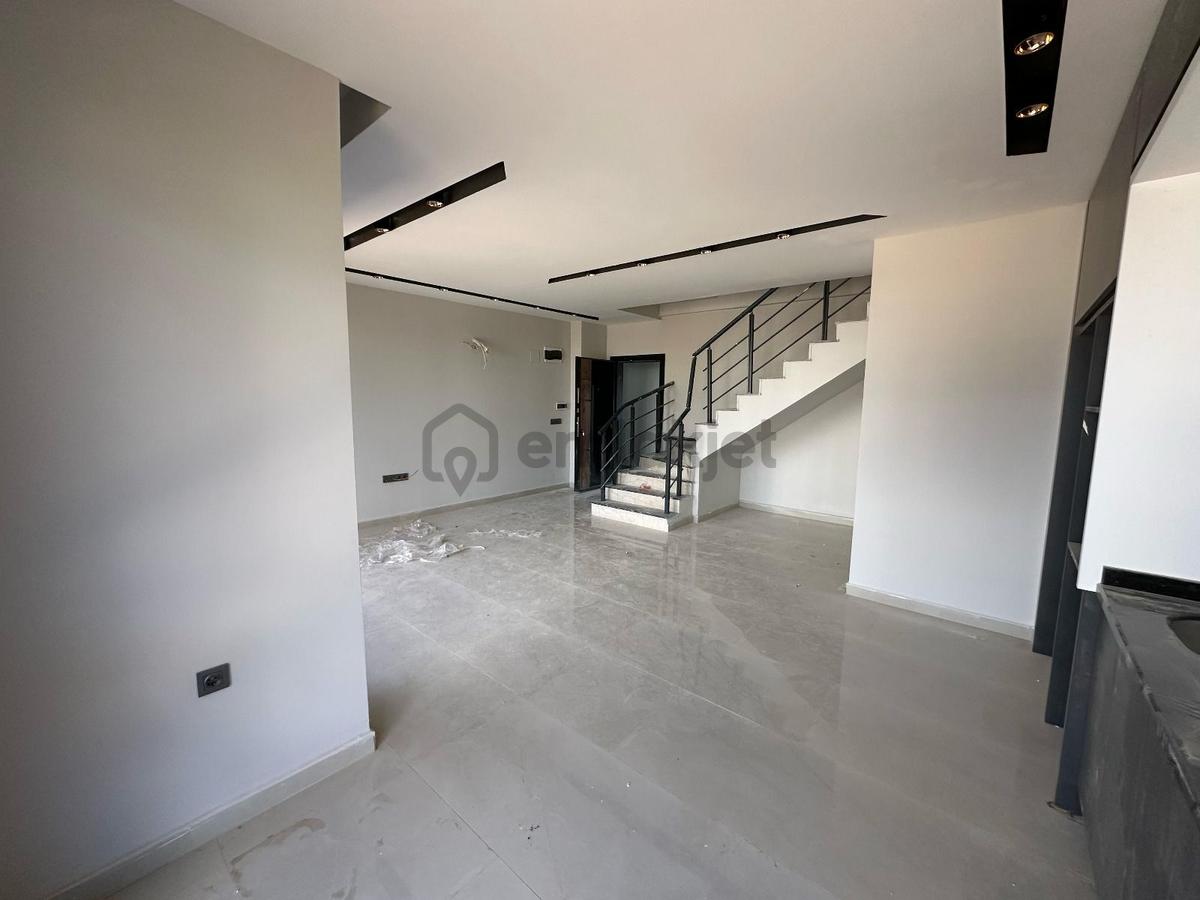 Baha'dan Alanya Da Doğa Manzaralı Lüks 4+1 Daire - 17