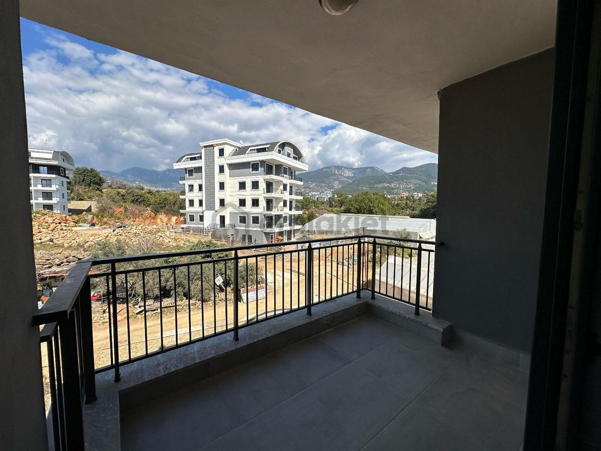 Baha'dan Alanya Da Doğa Manzaralı Lüks 4+1 Daire - 7