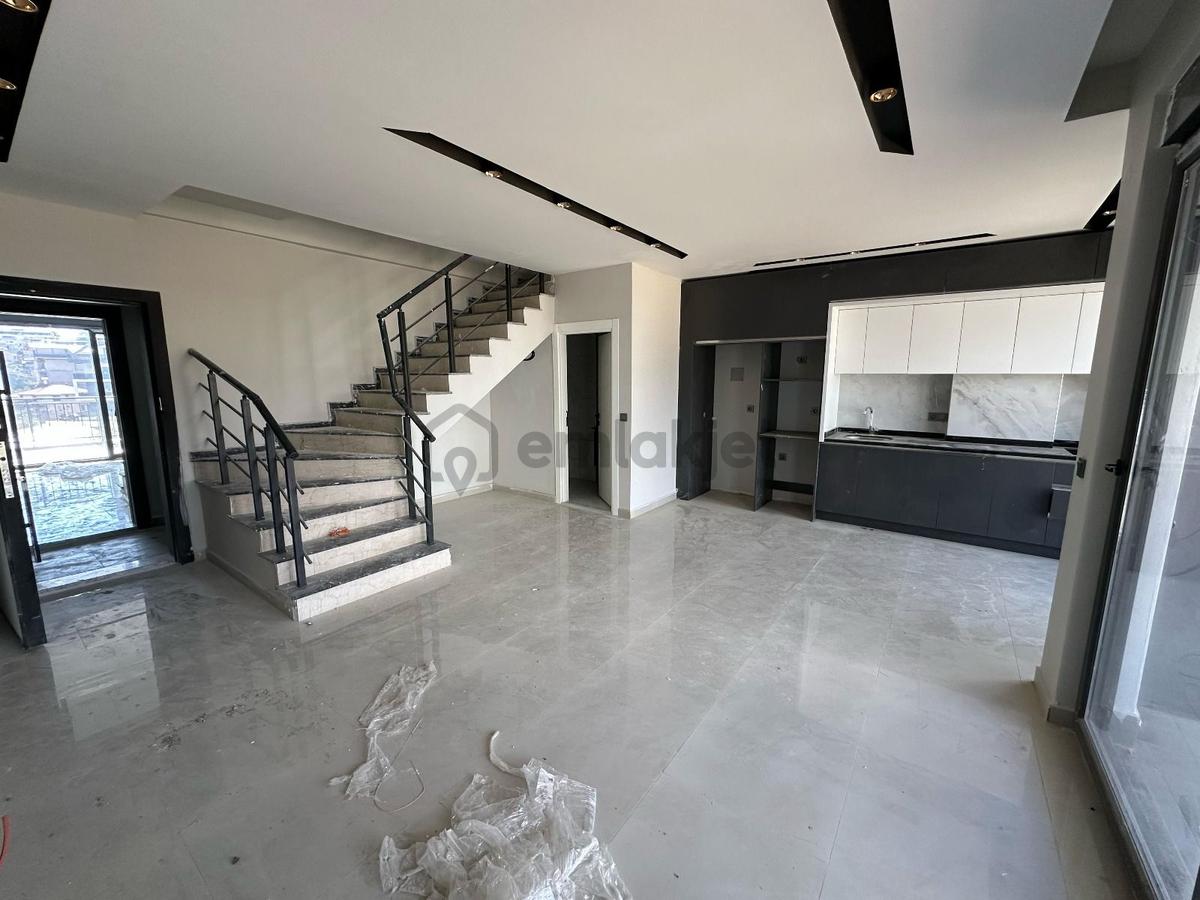 Baha'dan Alanya Da Doğa Manzaralı Lüks 4+1 Daire - 9
