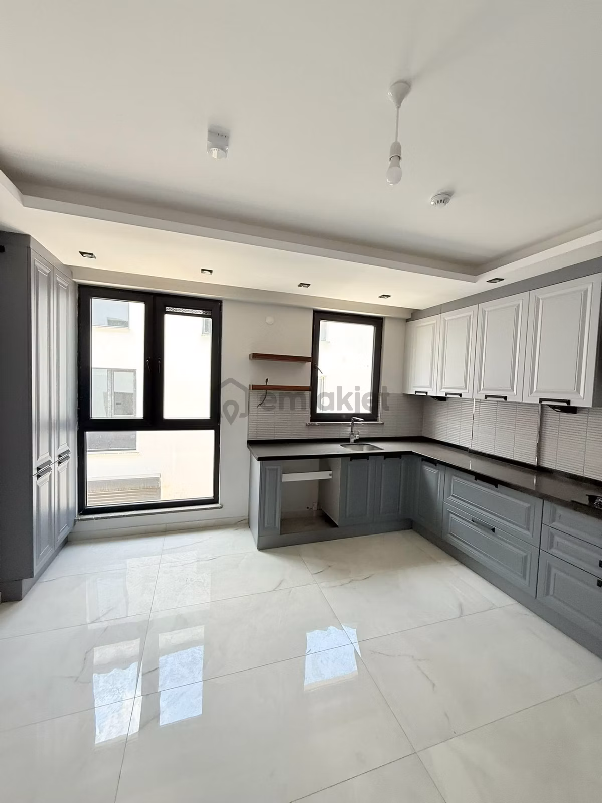 S-198 Karabayır Satılık Sıfır 4+1 Triblex Villa - 14