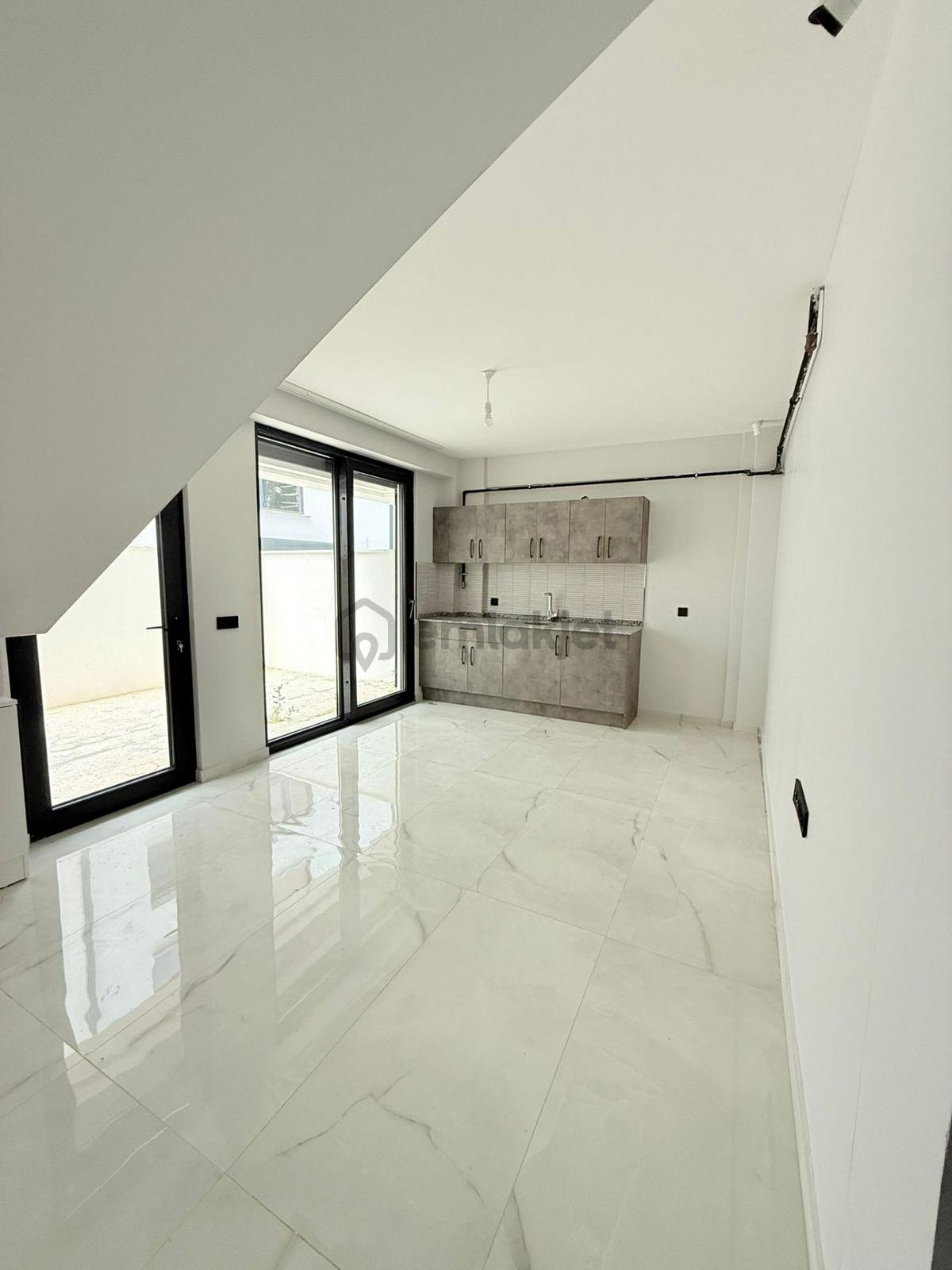 S-198 Karabayır Satılık Sıfır 4+1 Triblex Villa - 29