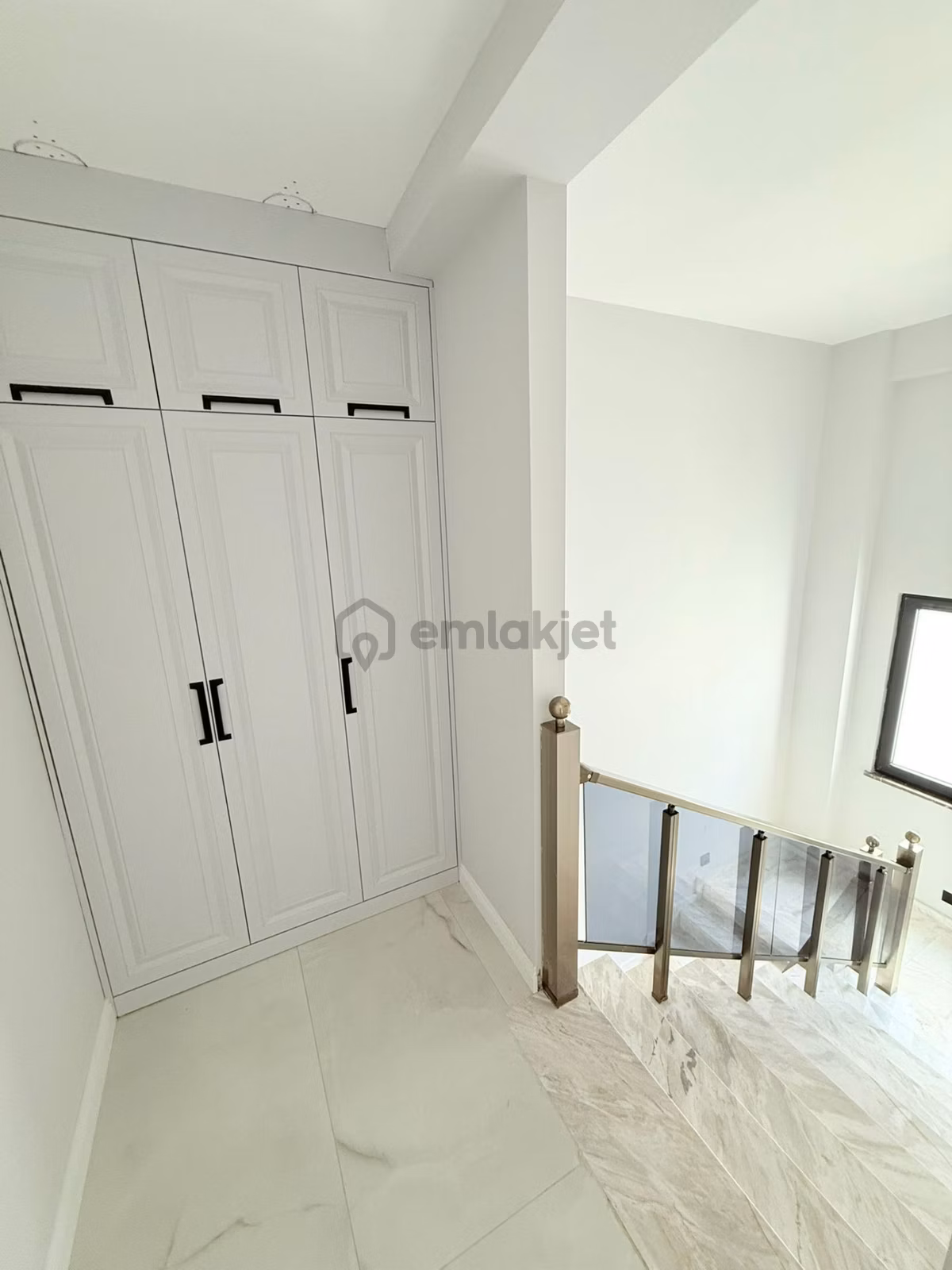 S-198 Karabayır Satılık Sıfır 4+1 Triblex Villa - 12