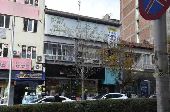 Sahibinden Gazi Caddesinde Satılık Kıymetli Mülk - 7
