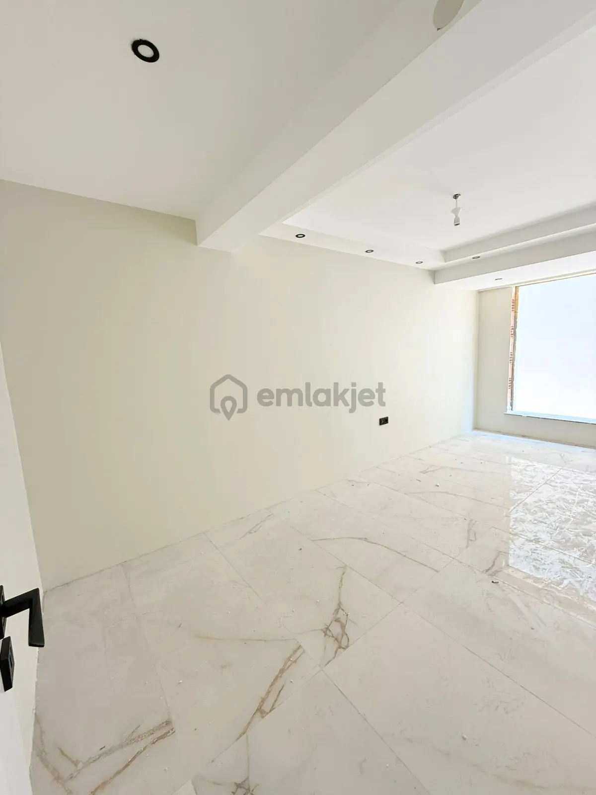 M-201 Kırmızı Toprak Satılık 2+1 Sıfır Daire - 3