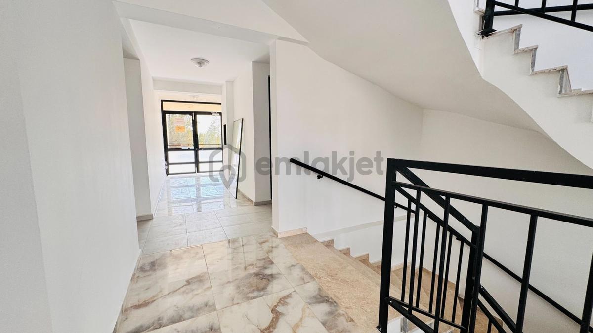 Doğa İçerisinde Kompleks Sitede Satılık 1+1 - 25