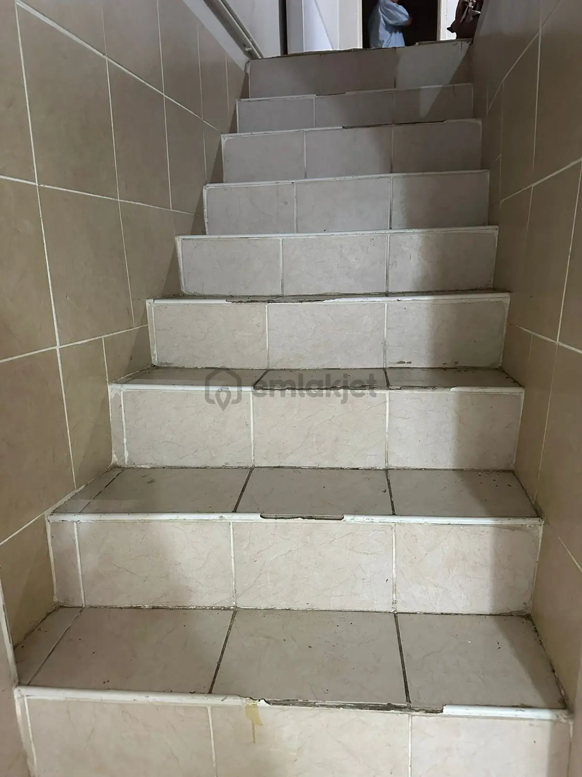 Gemlik Sahilde Üç Katlı Satılık Bina - 13