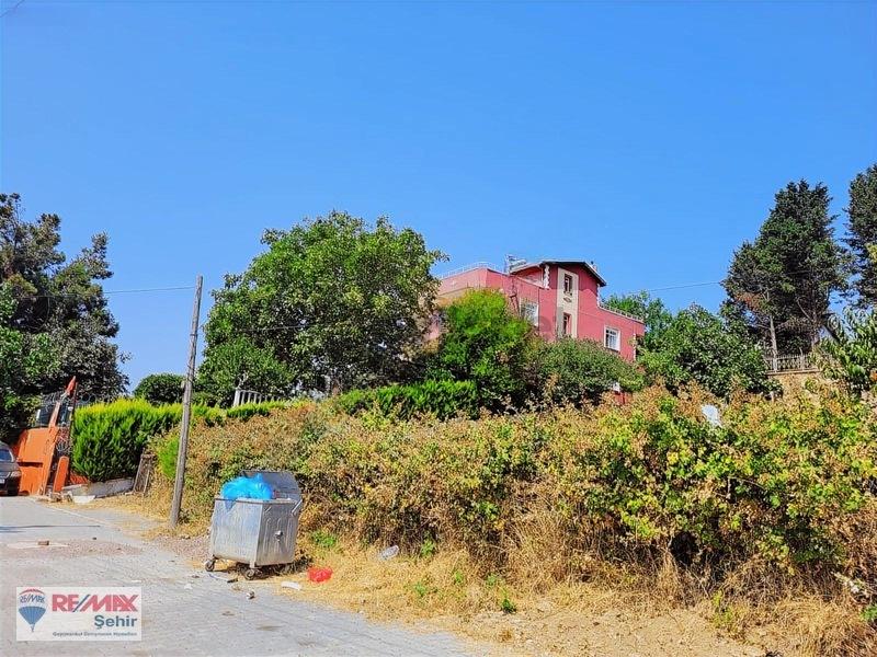Çiftlikköy Çiftlik Mah. De Deniz Manzaralı Satılık 893m2 Arsa - 23