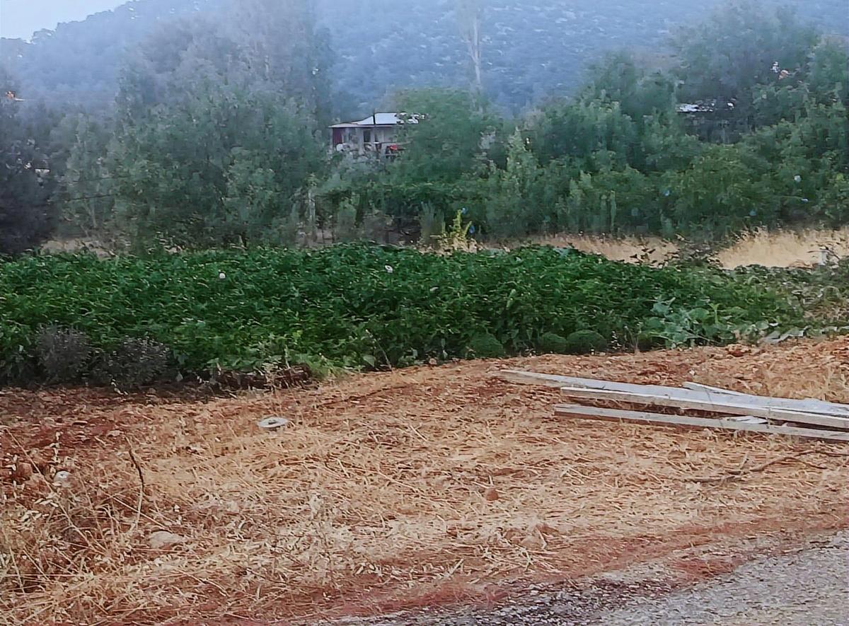 Seydikemer De 910 M² Satılık Arsa - Tarla