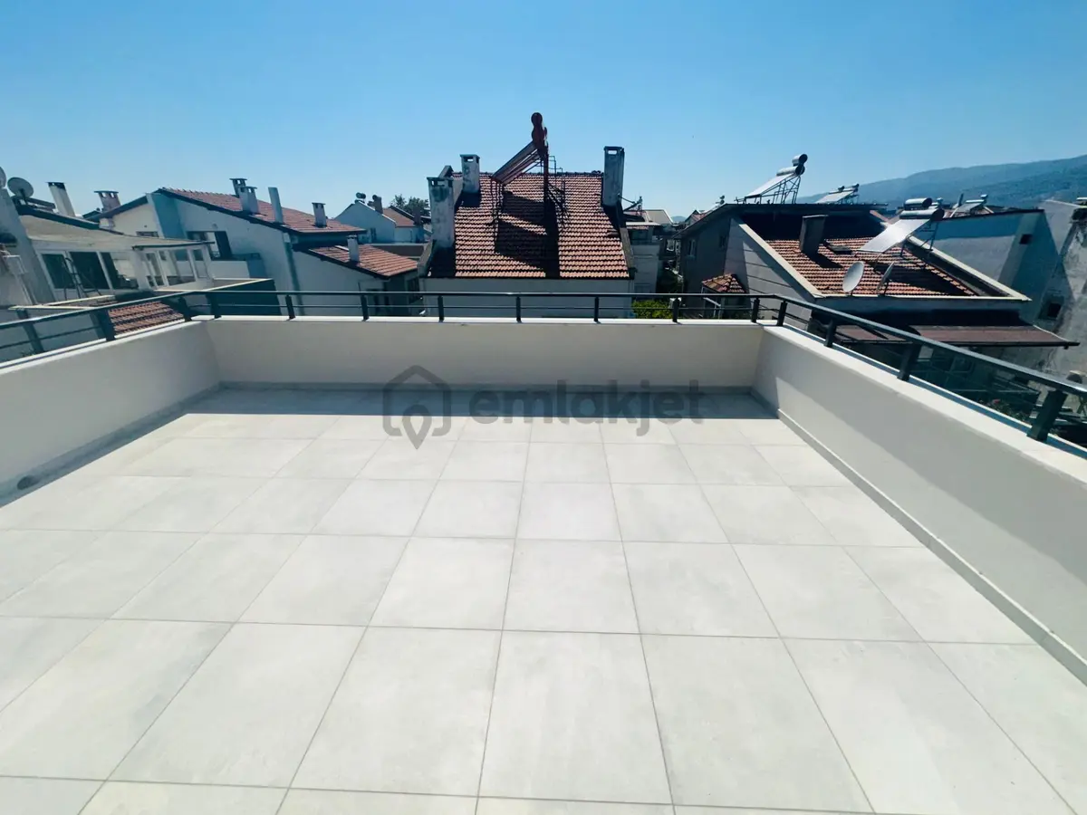 Akçay Yenimahalle De 3+1 Satılık Villa - 3