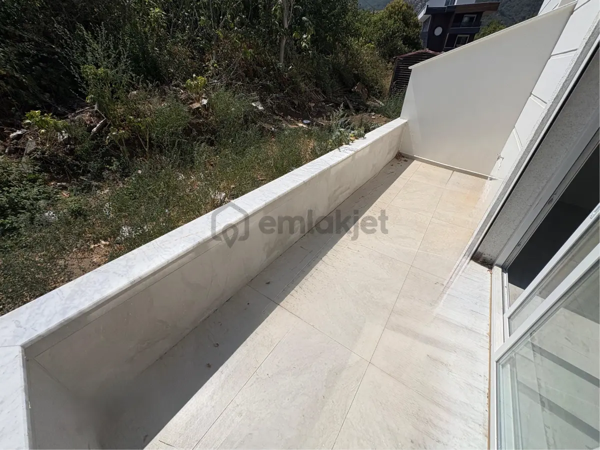 Arya'dan Güre'de Müstakil Bahçe Kullanımlı Satılık 1+1 Daire - 18