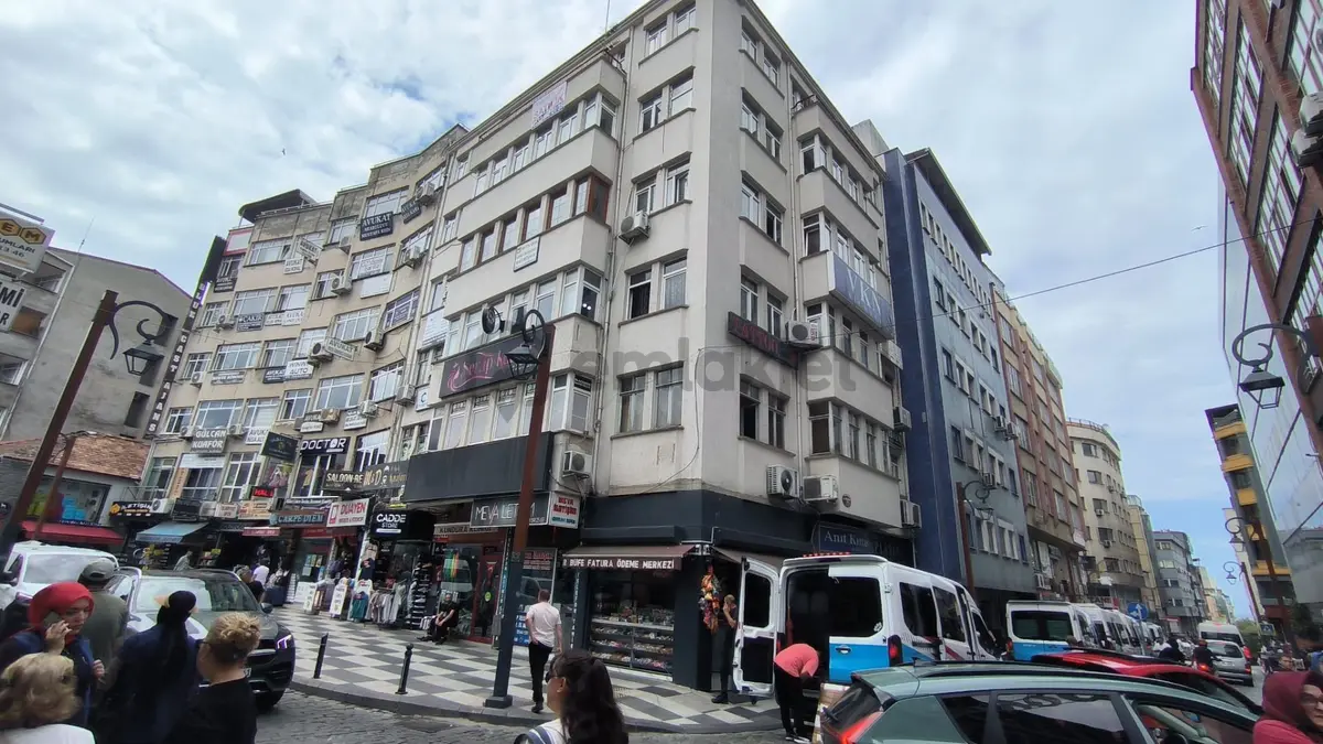 Trabzon Uzun Sokakta Satılık Ofis - 3