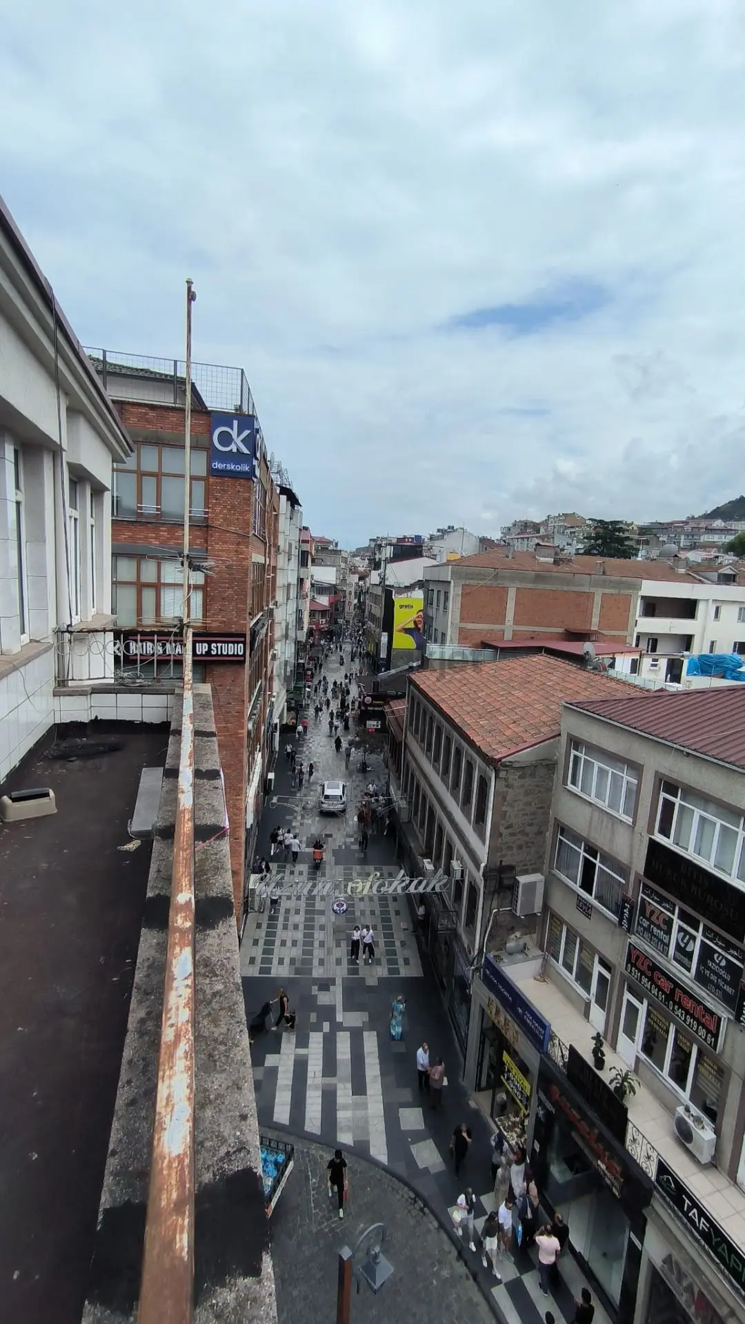 Trabzon Uzun Sokakta Satılık Ofis - 14