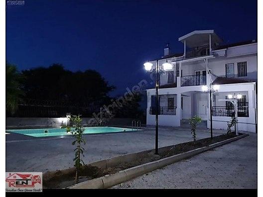 Kadriye'de Kiralık Müstakil Havuzlu Villa