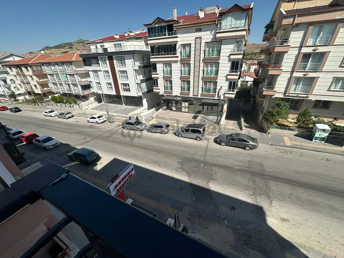 Sahibinden Kiralık 3. Kat Eşyalı 1+1 Daire - 8