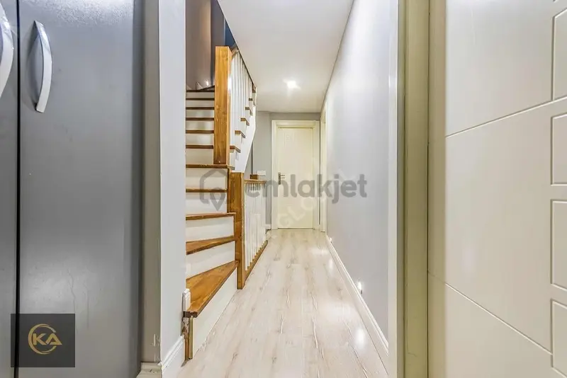 Barınaklarda Muhteşem Lokasyonda Müstakil Satılık Triplex Villa - 14