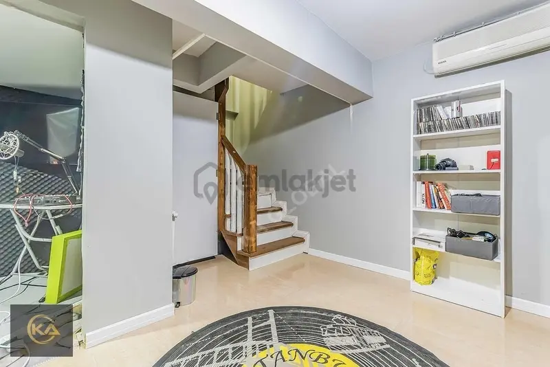 Barınaklarda Muhteşem Lokasyonda Müstakil Satılık Triplex Villa - 26