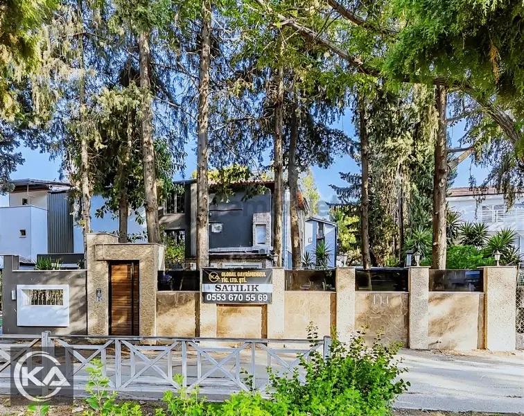 Barınaklarda Muhteşem Lokasyonda Müstakil Satılık Triplex Villa - 3