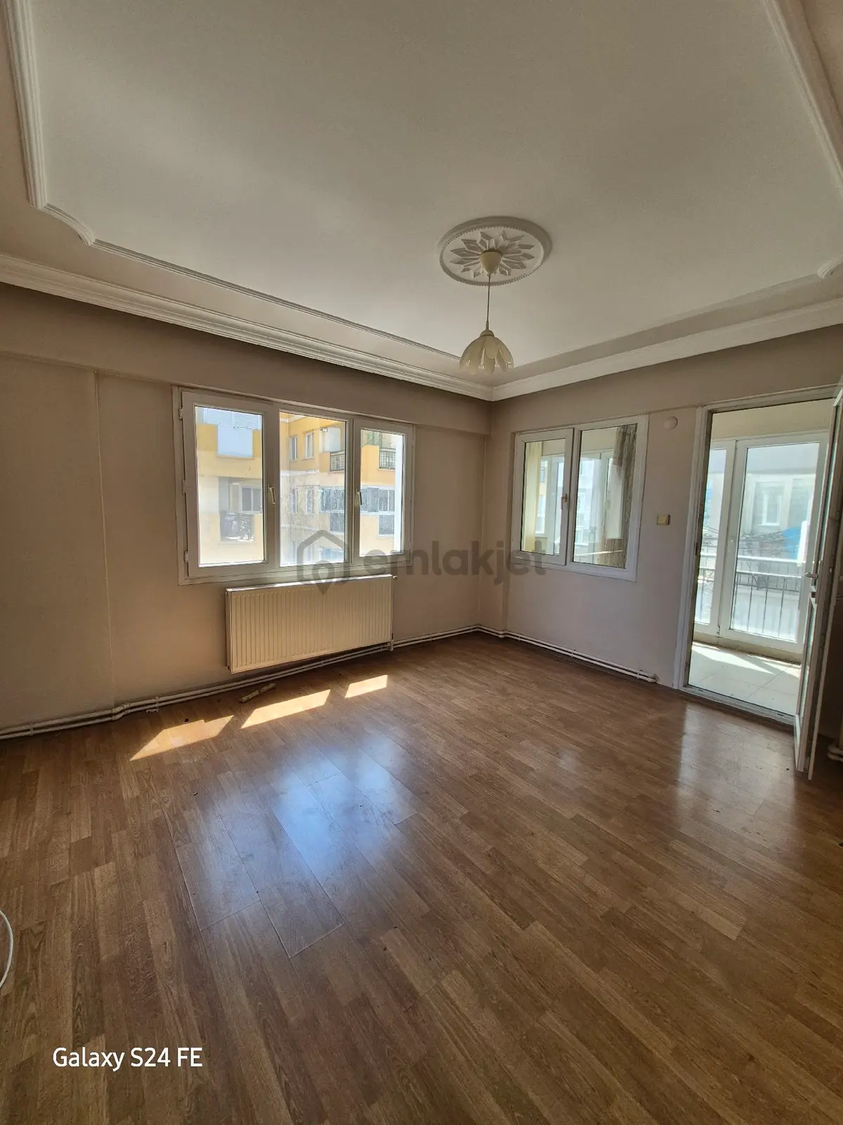 Bornova Mevlana Da 3+1 Kiralık Daire - 12