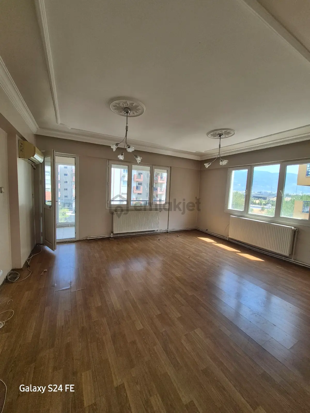 Bornova Mevlana Da 3+1 Kiralık Daire - 11