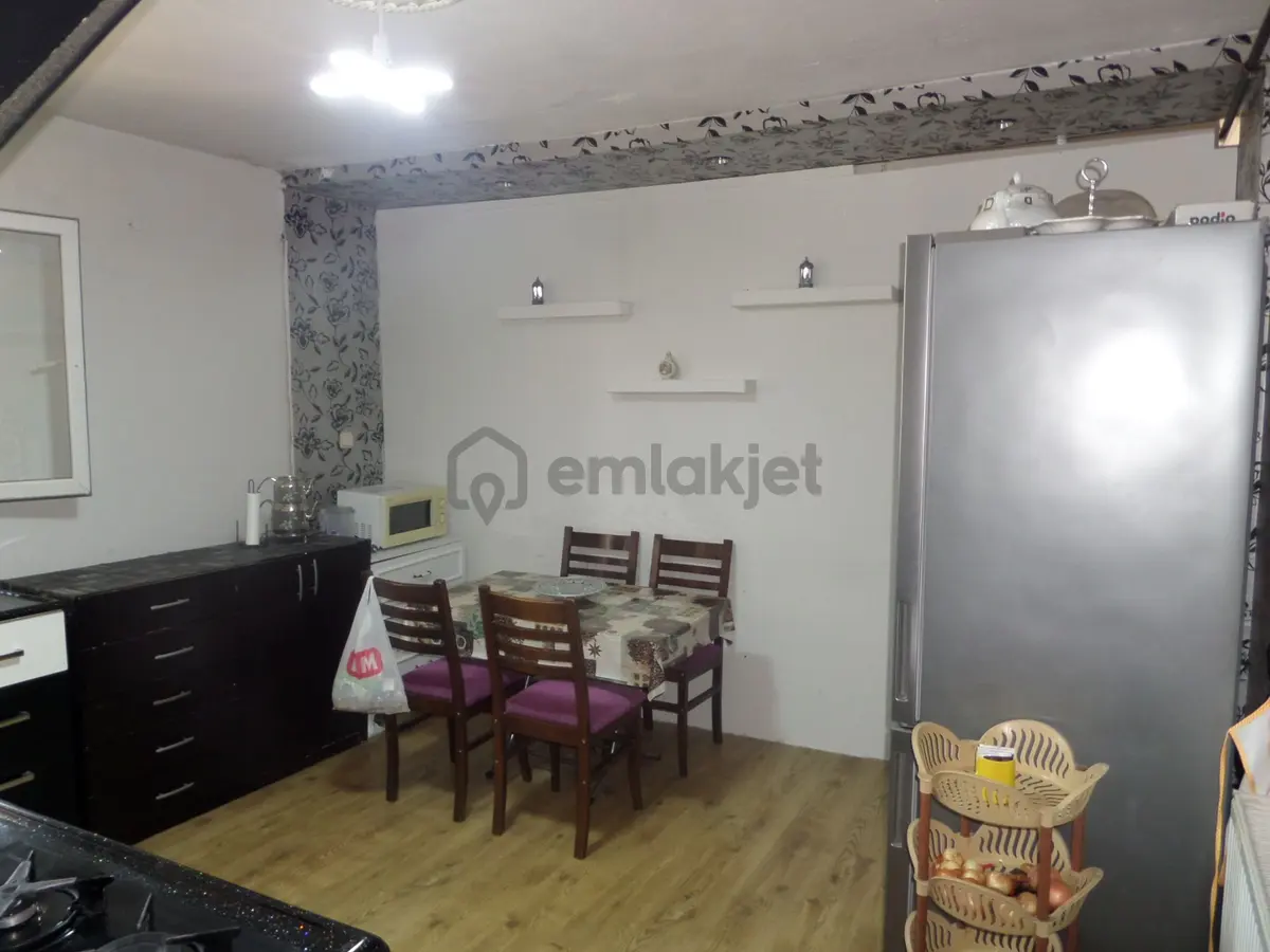 100.yılda,postane Civarı,2.kat Cephe Açık Doğalgazlı Satılık D. - 21