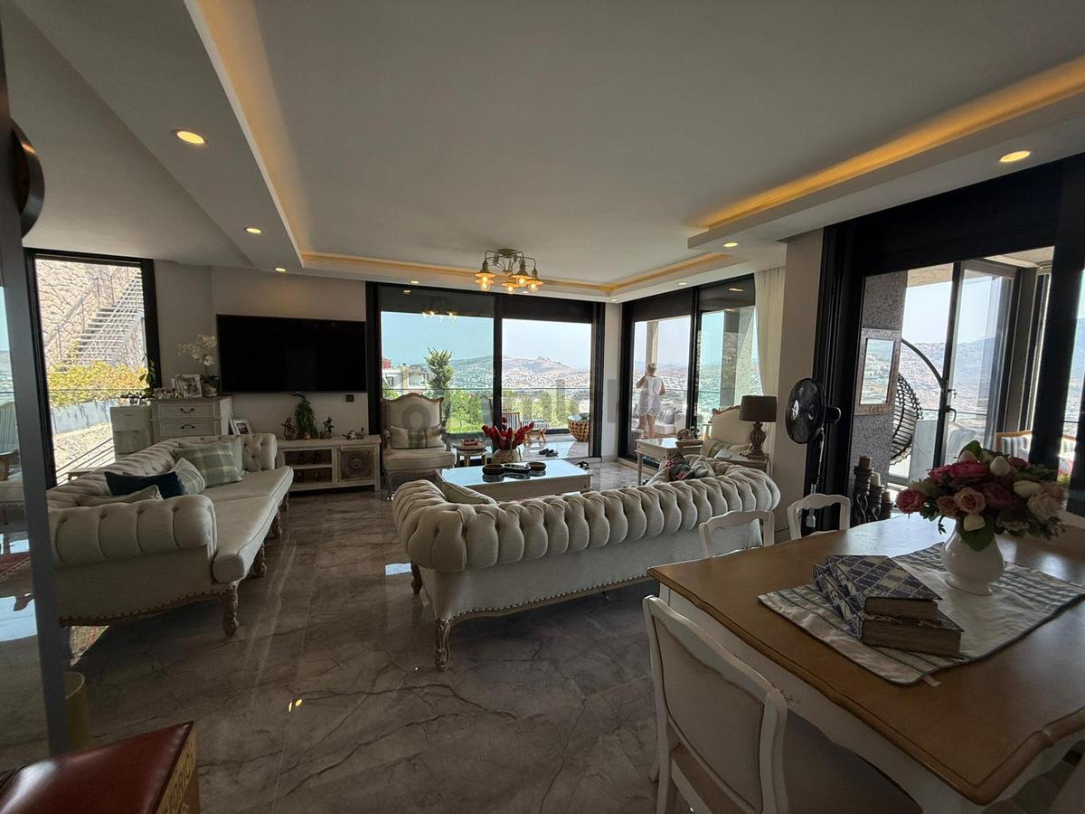 Gündoğanda Satılık Havuzlu Deniz Manzaralı 3+1 Villa - 14