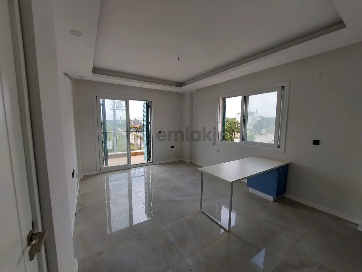 Denize 200m 2+1villa Tarzında Çift Havuzlu - 35