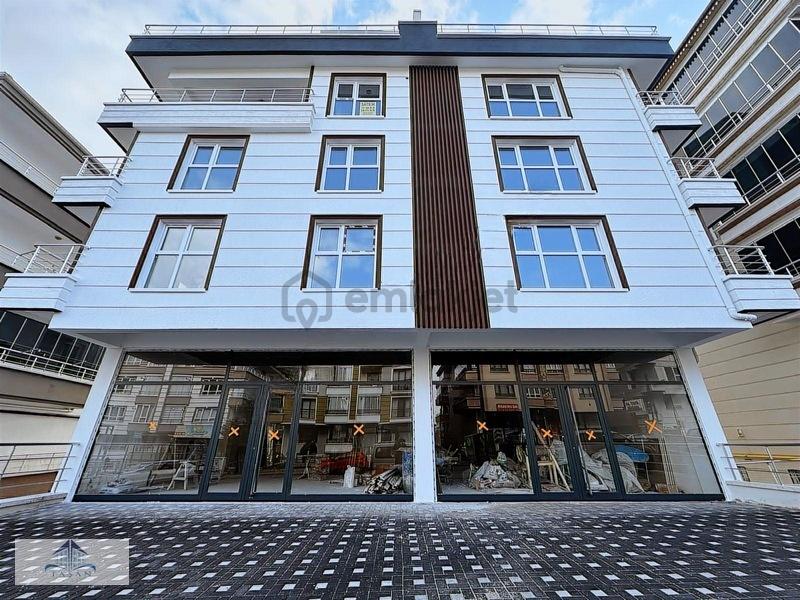 Taşan İnşaat'tan Cadde Üzeri Satılık 152 M2 Dükkan - 2