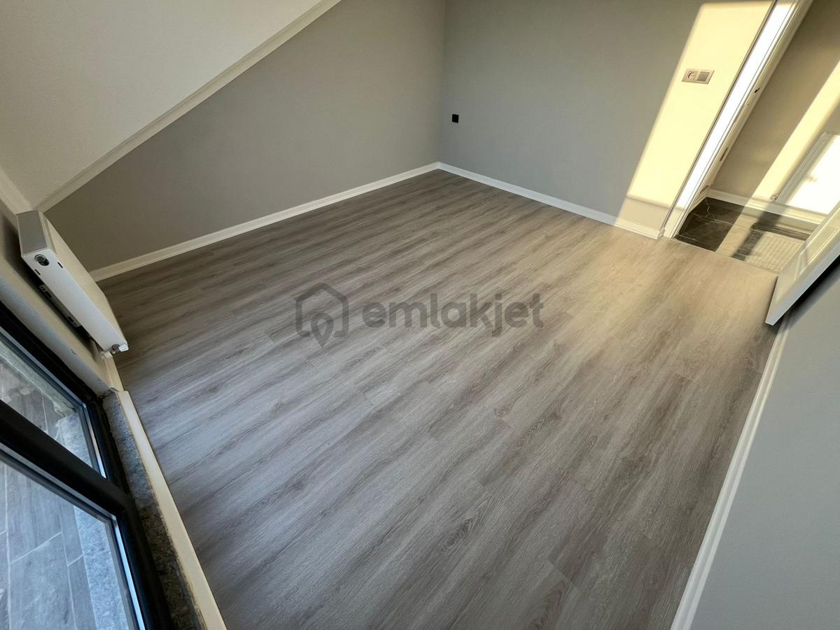 Müstakil Bahçeli Havuzlu Manzaralı 4+1 Villa - 26