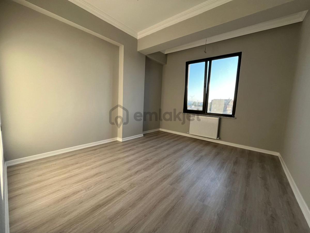 Müstakil Bahçeli Havuzlu Manzaralı 4+1 Villa - 18