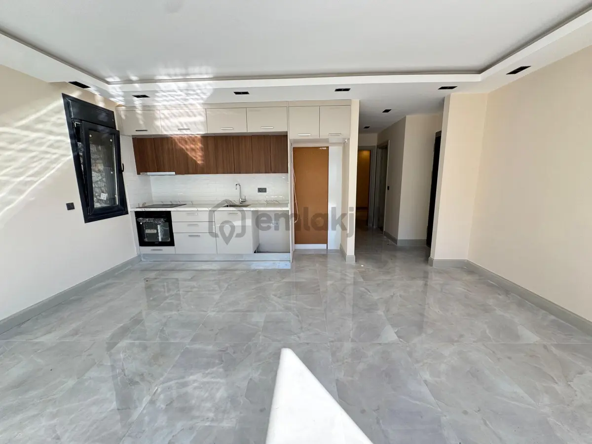 Bodrum Konacık'ta Satılık Bahçe Ve Üst Kat 2+1 Daire - 6