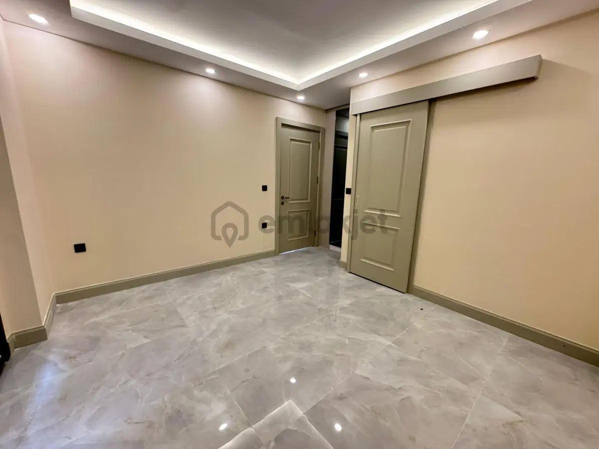 Bodrum Konacık'ta Satılık Bahçe Ve Üst Kat 2+1 Daire - 13
