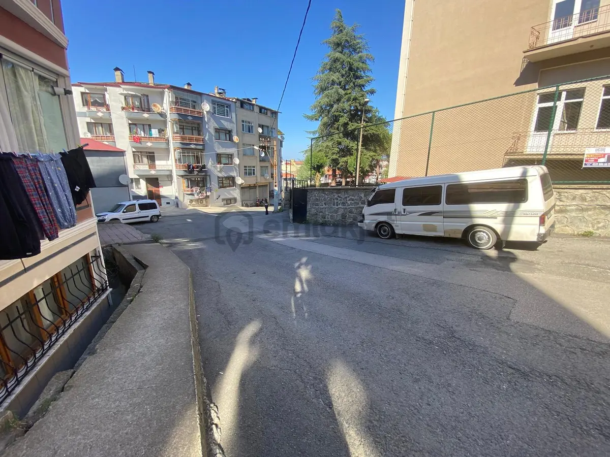 Trabzonda Kiralık Dükkan (150 M2) - 29
