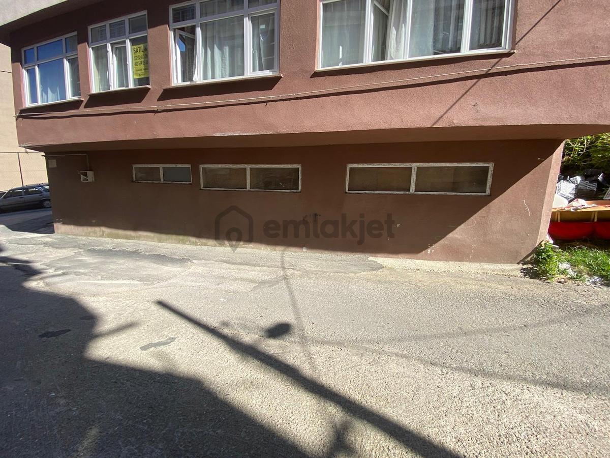 Trabzonda Kiralık Dükkan (150 M2) - 19