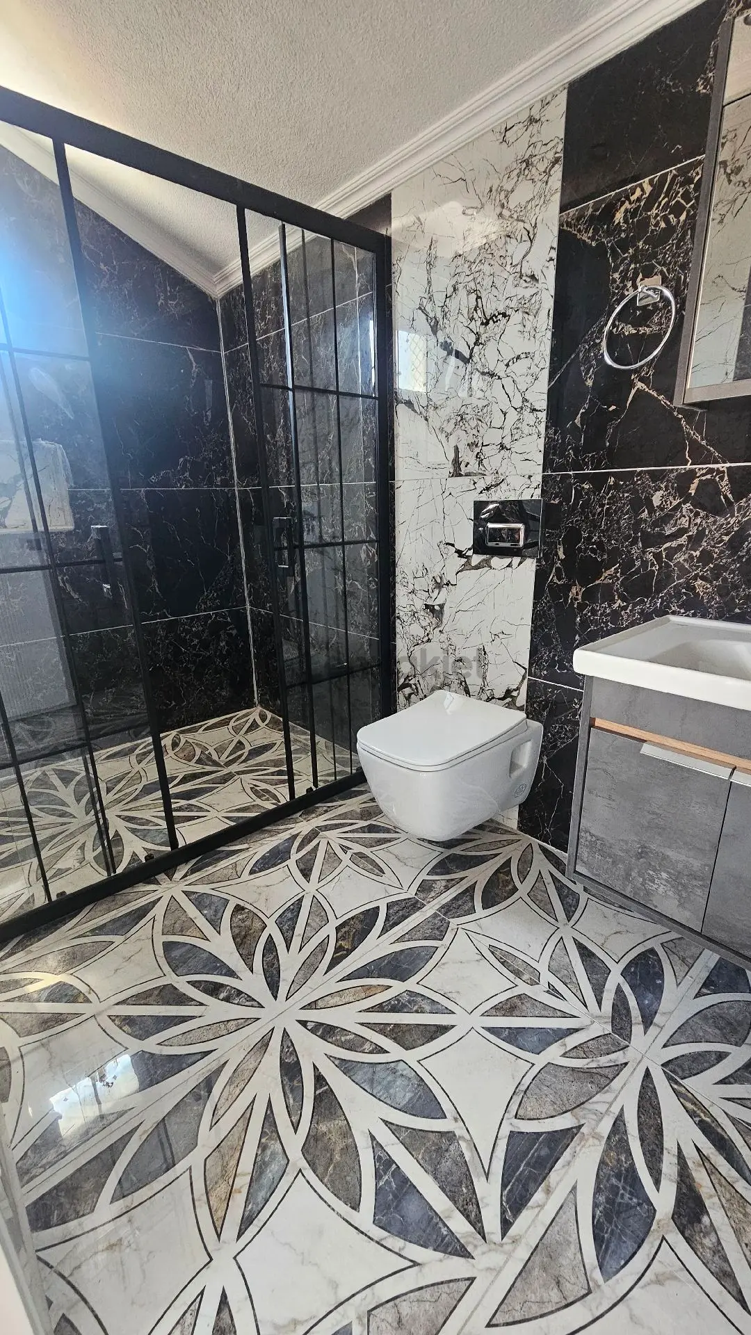 Didim'de Denize 200 Metre Mesafede Sıfır 4+1 Villa - 17