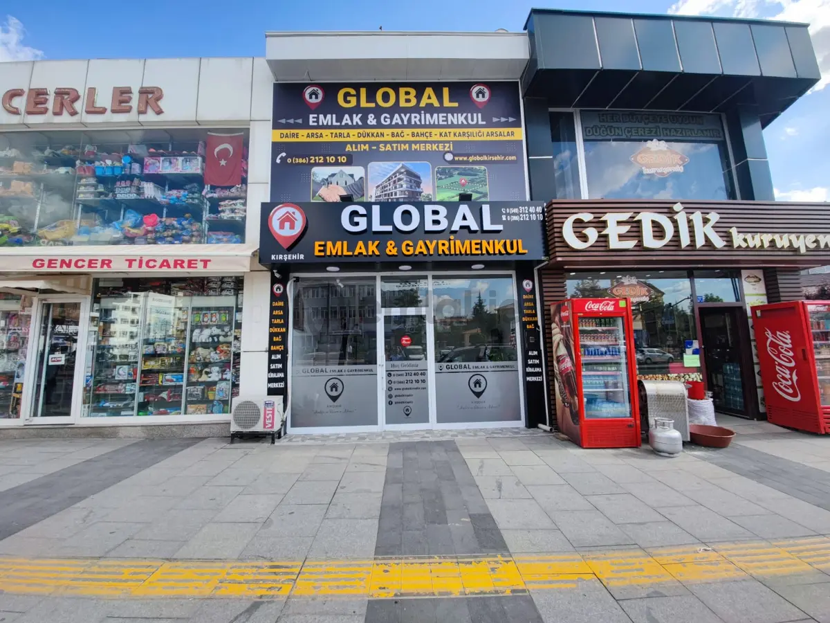 Global'den Boztepe'de 3 Parça Köşe Başı Satılık İmarlı Arsalar - 15